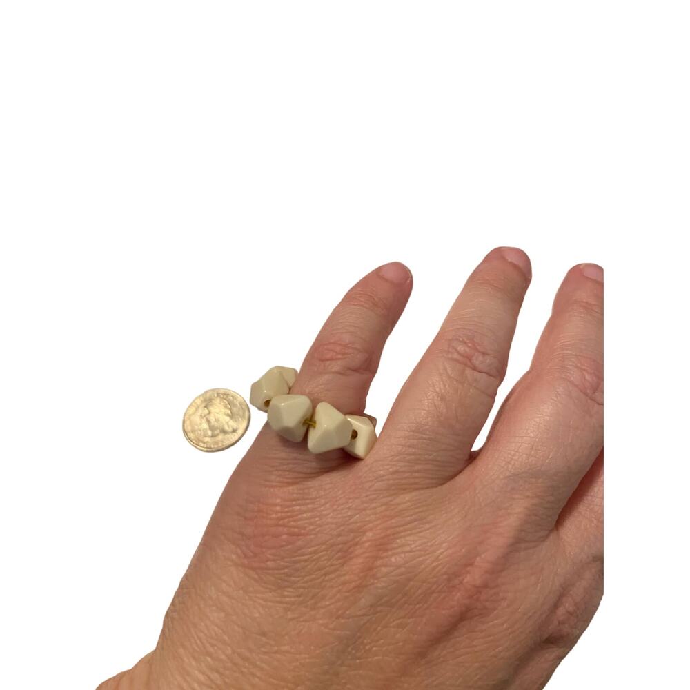 Chunky cream bead ring size 5
